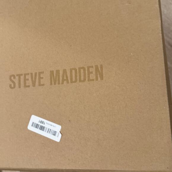 Steve Madden Blyss Women's Boots Pointed Toe Black Suede Size 7.5 NWB - Picture 12 of 13